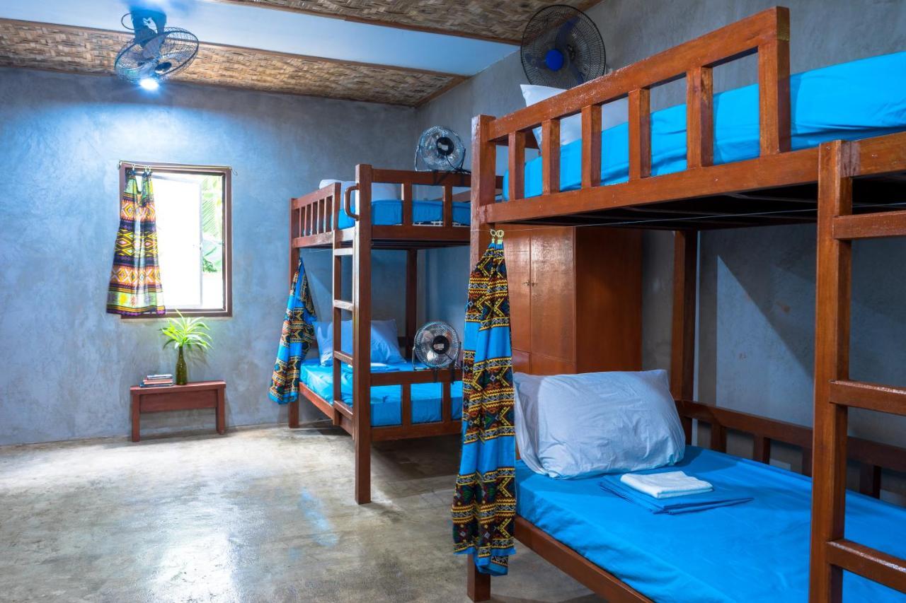 Sinag Hostel (Adults Only) Хенераль-Луна Екстер'єр фото