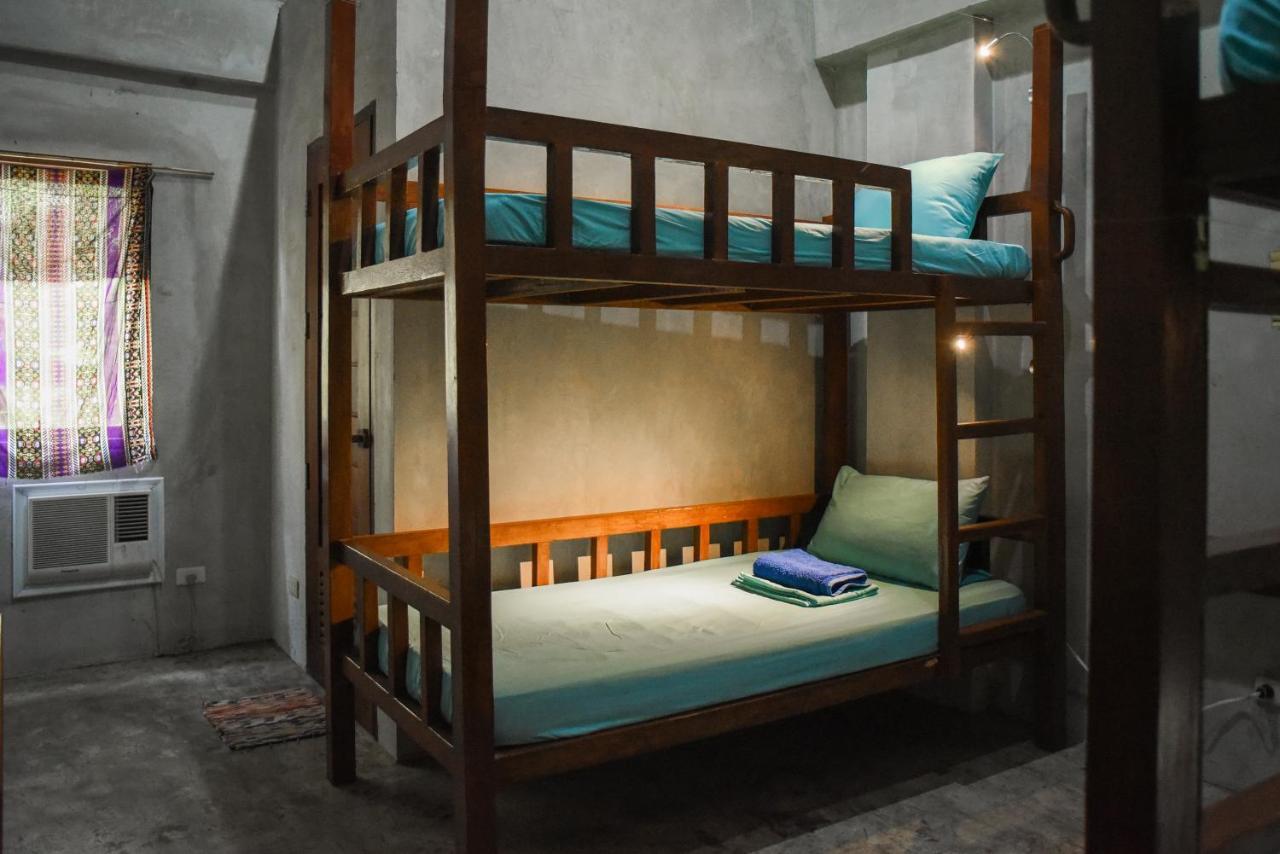 Sinag Hostel (Adults Only) Хенераль-Луна Екстер'єр фото